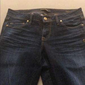 Very dark skinny jeans